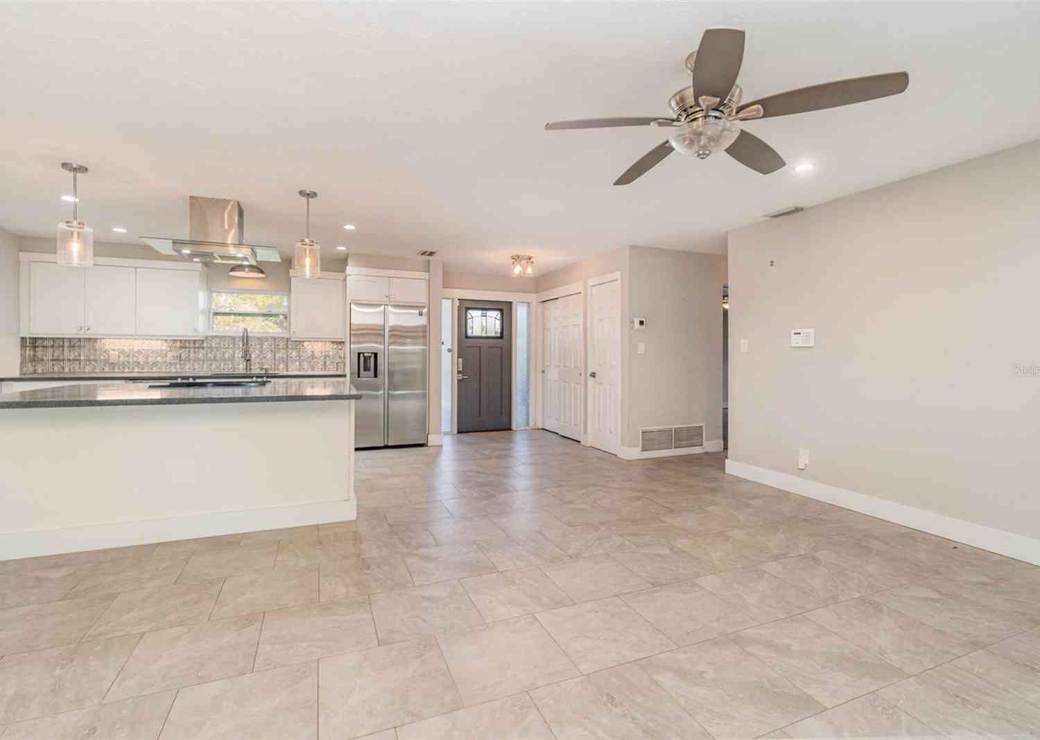 2746 Hibiscus Street, SARASOTA, Florida image 5