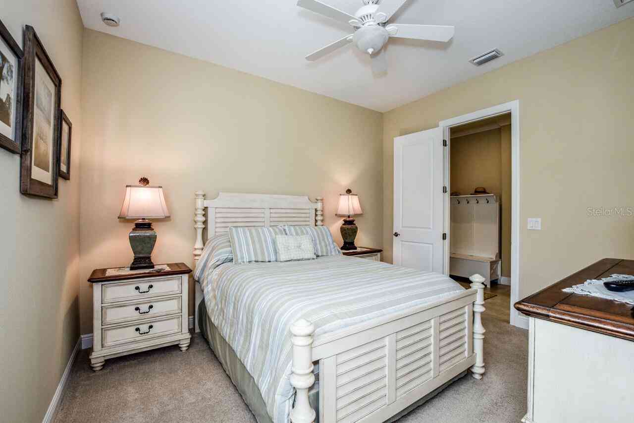 23739 Waverly Circle, VENICE, Florida image 30