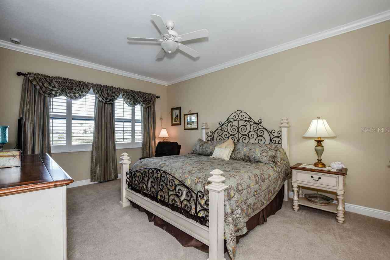 23739 Waverly Circle, VENICE, Florida image 14