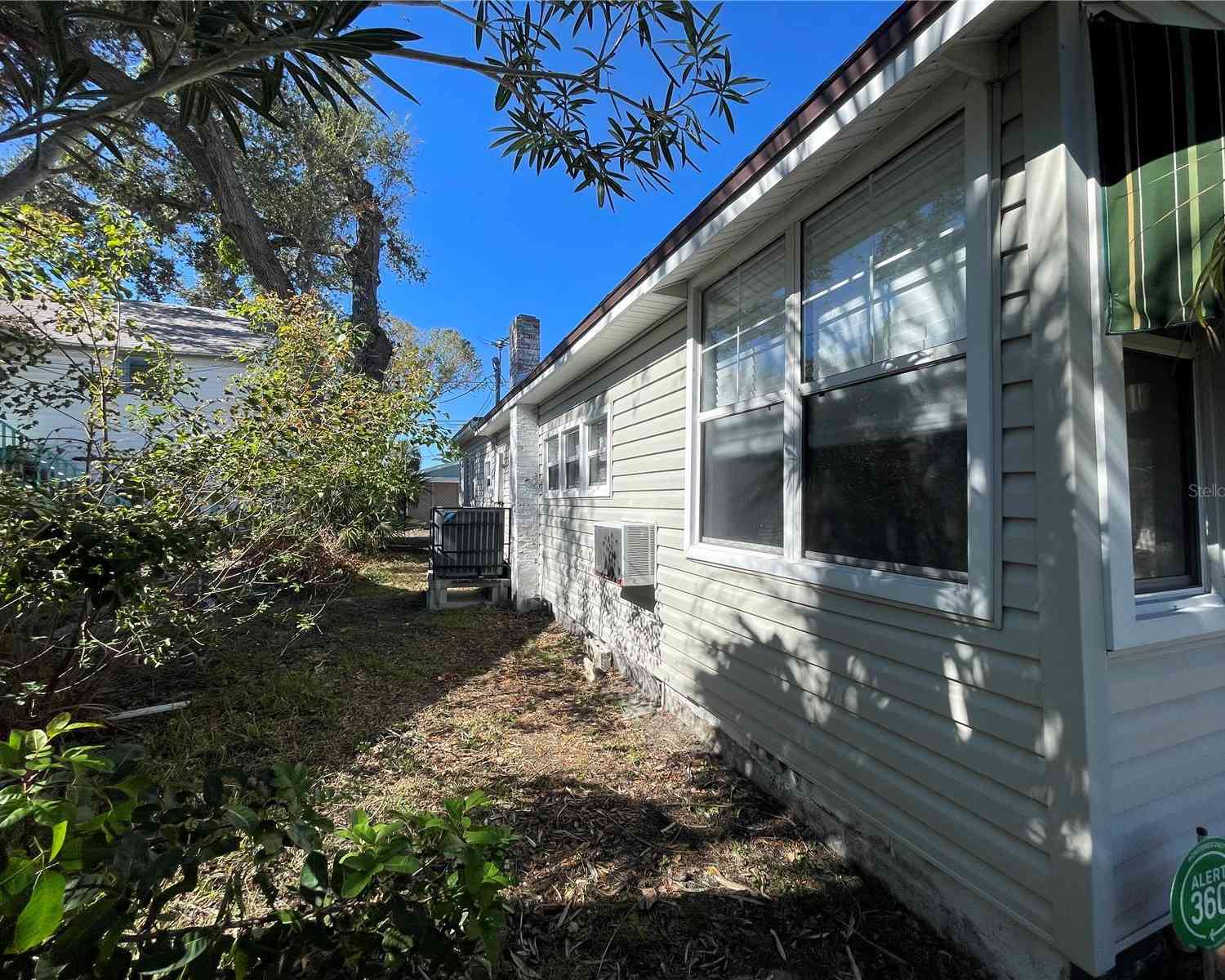 2925 Clinton Street, GULFPORT, Florida image 12