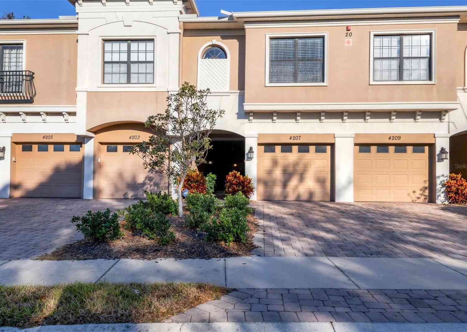 4207 Overture Circle, BRADENTON, Florida image 1