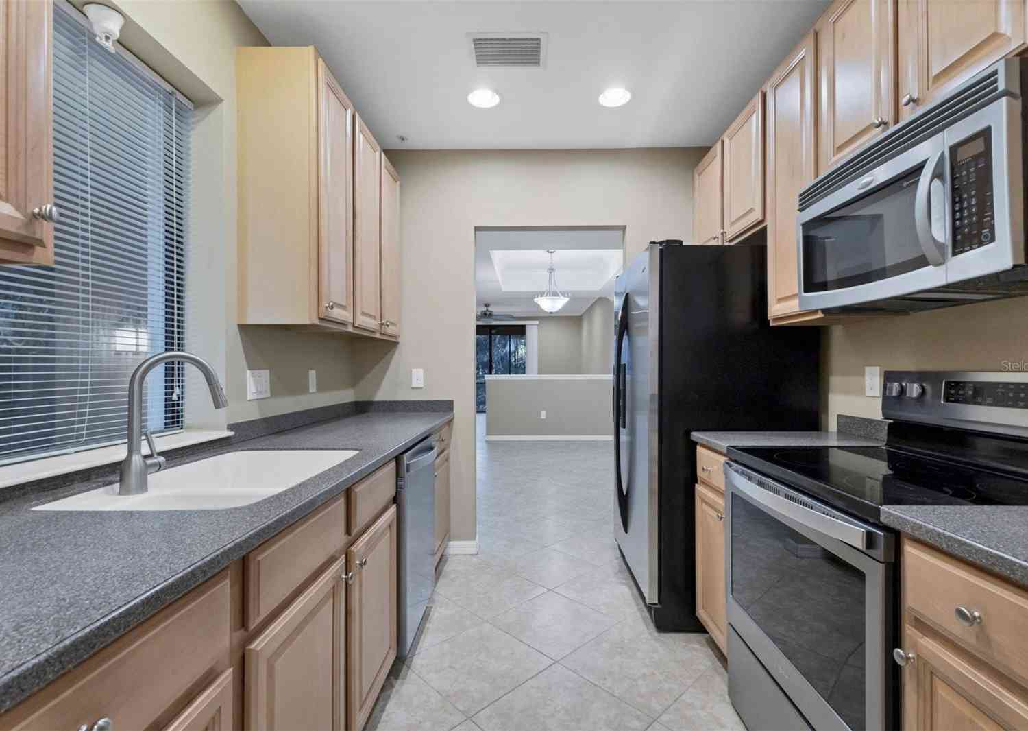 4207 Overture Circle, BRADENTON, Florida image 4