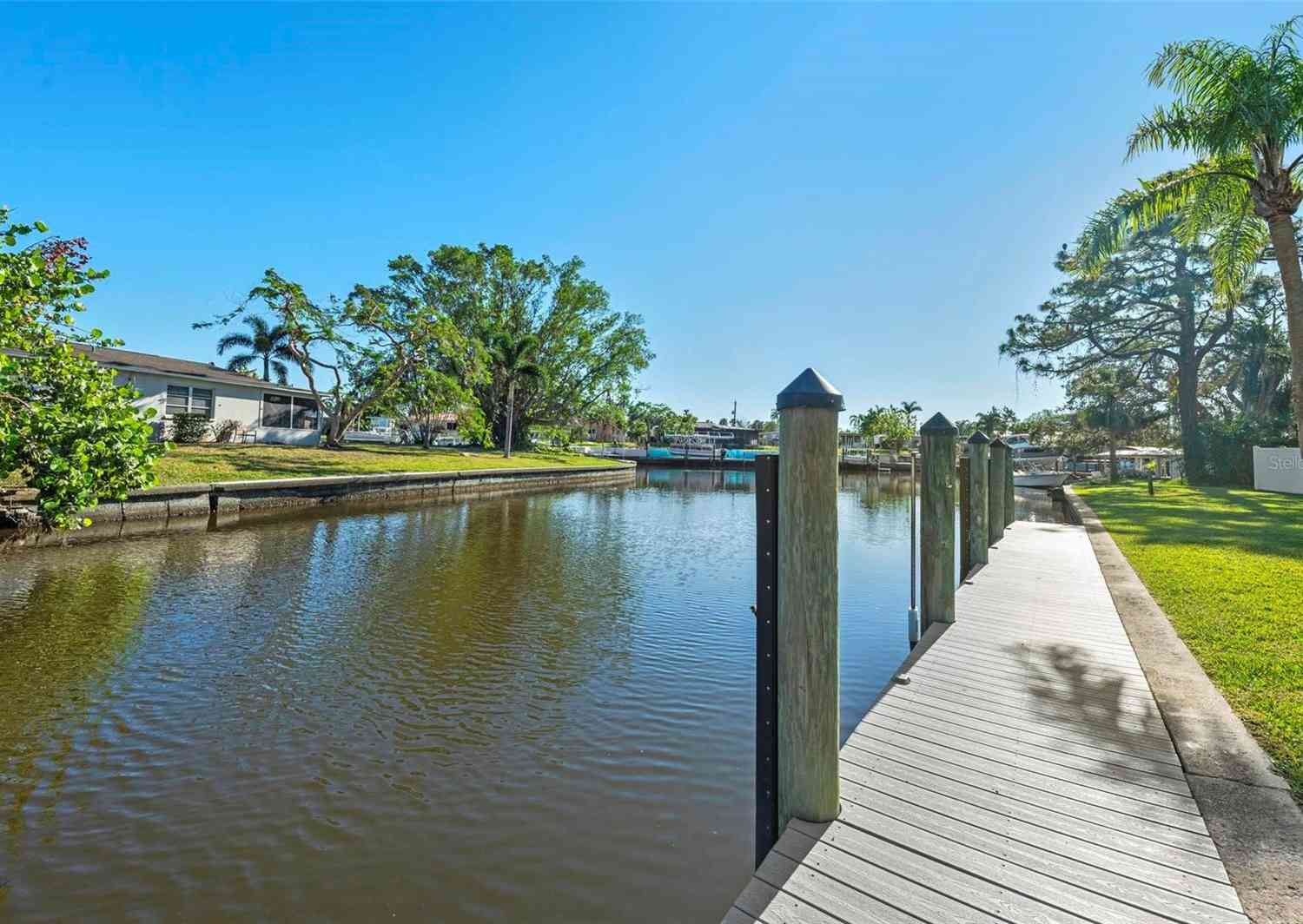 608 69th Avenue, BRADENTON, Florida image 2