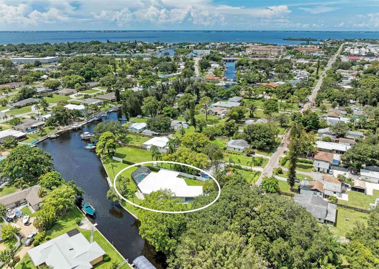 608 69th Avenue, BRADENTON, Florida image 1