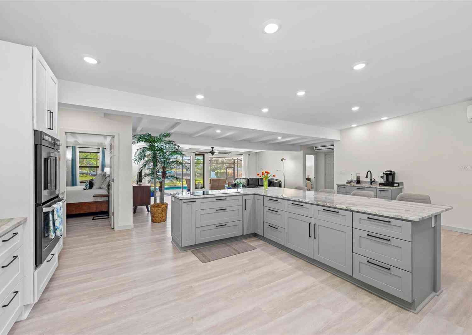608 69th Avenue, BRADENTON, Florida image 16