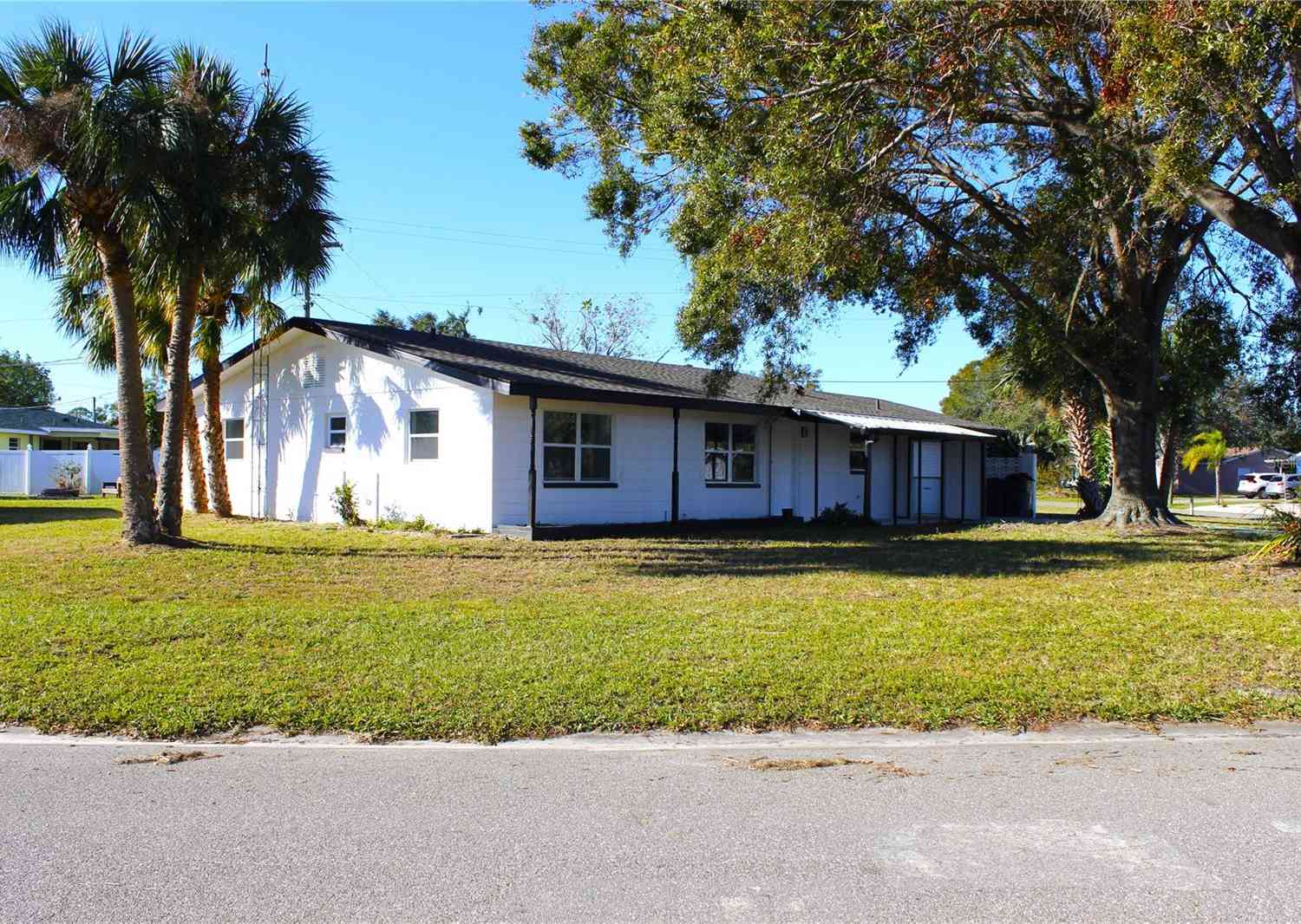 212 Francis Drive, Apollo Beach, Florida image 1