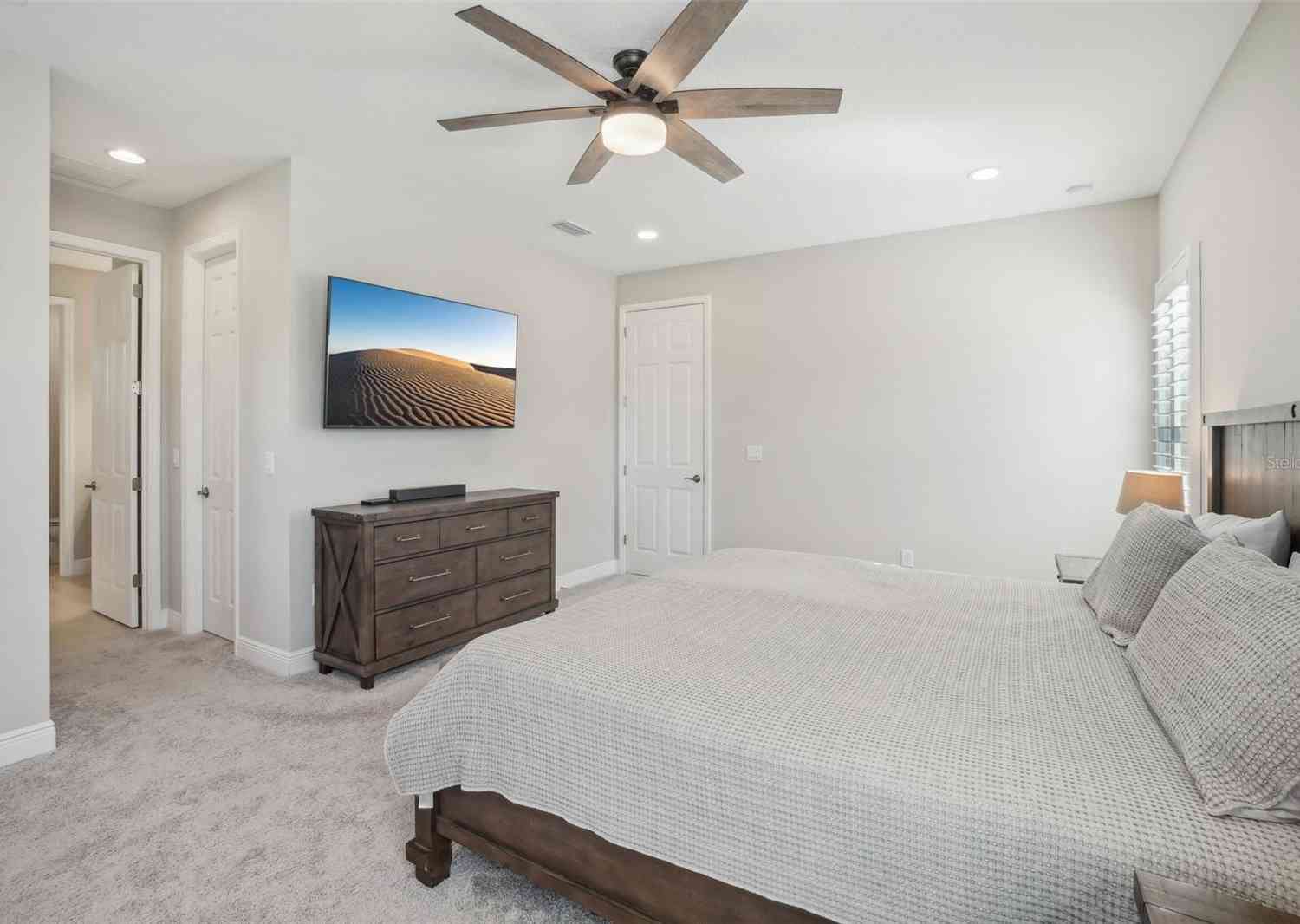 8303 Dove Bog Terrace, PARRISH, Florida image 14
