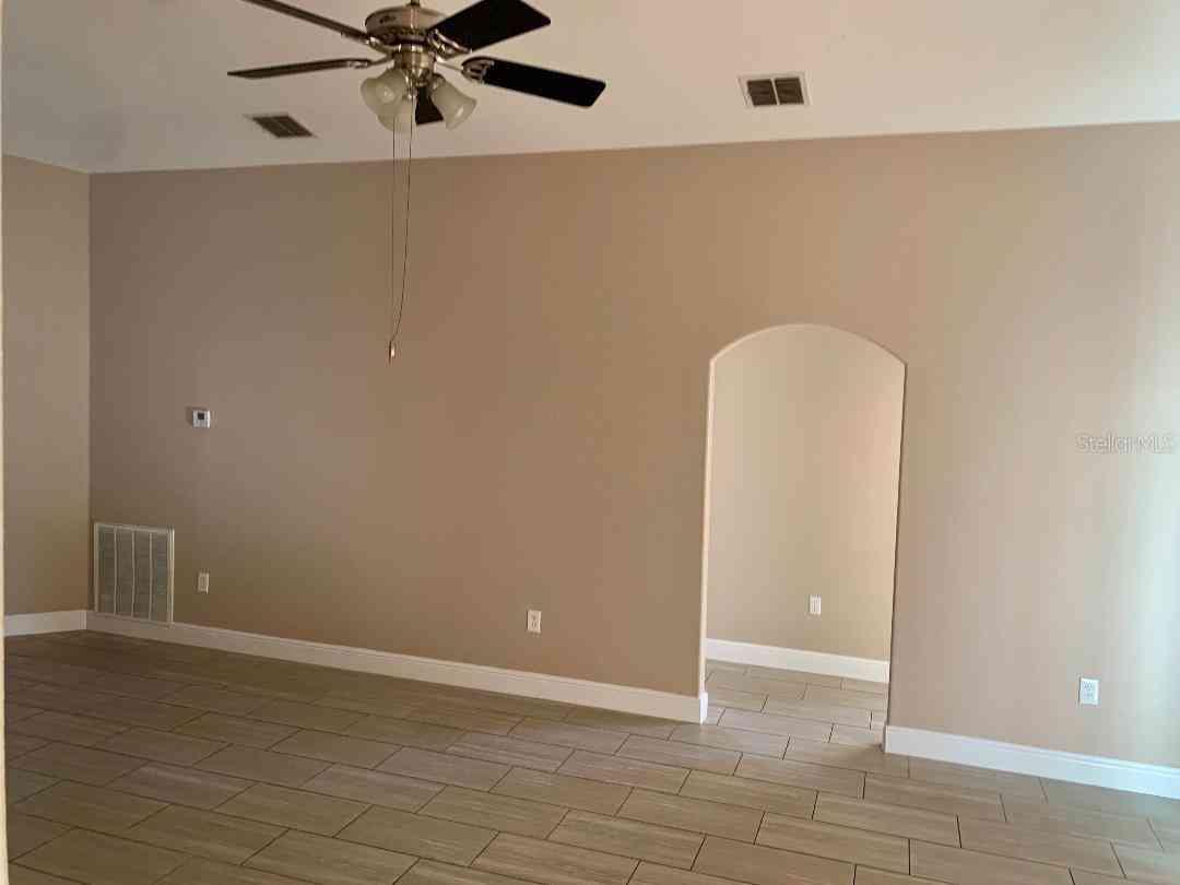 3773 Covington Lane, LAKELAND, Florida image 5