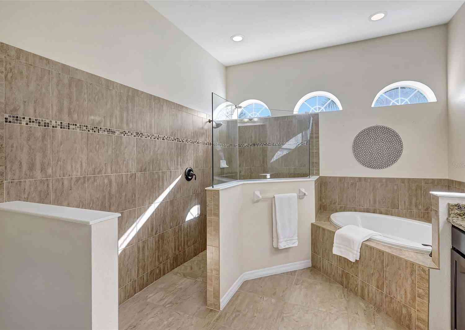 17113 1st Drive, BRADENTON, Florida image 31