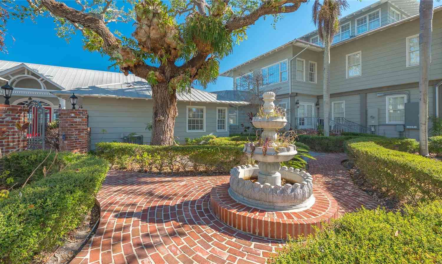 1249 S Basin Lane, SARASOTA, Florida image 4