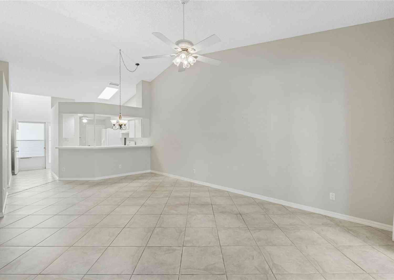 26613 Racquet Circle, LEESBURG, Florida image 9