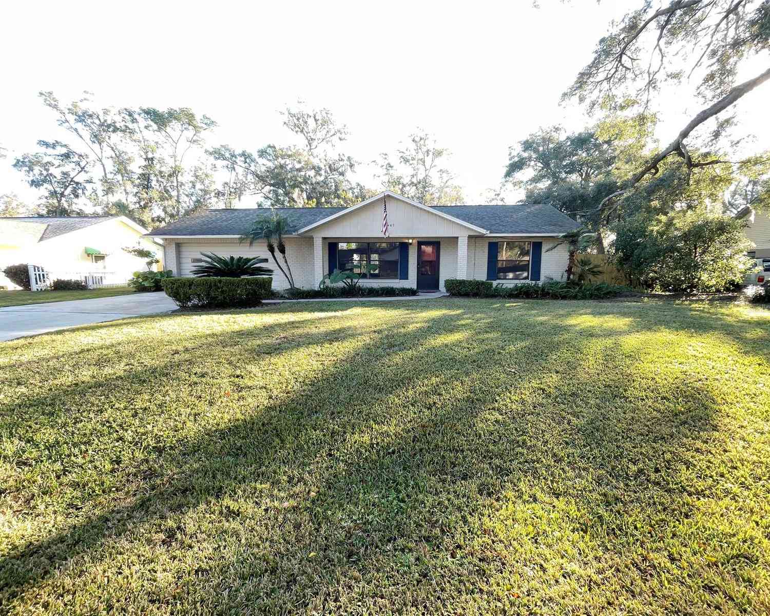 12467 SE 62nd Avenue, BELLEVIEW, Florida image 2