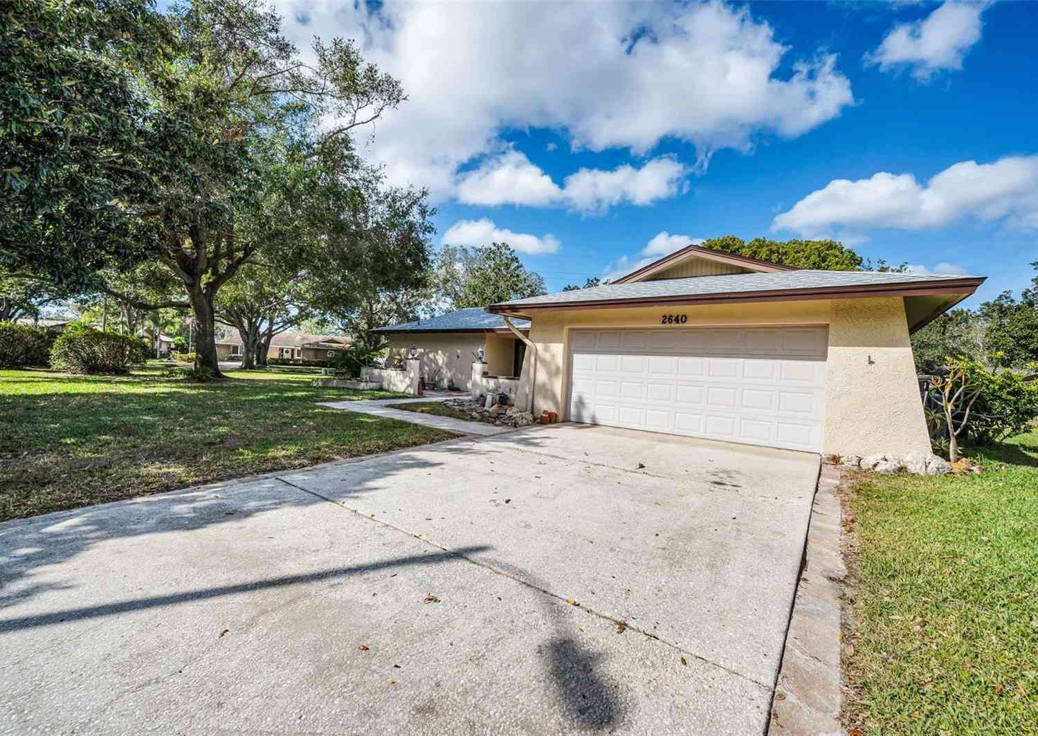 2640 Westchester Drive, CLEARWATER, Florida image 14