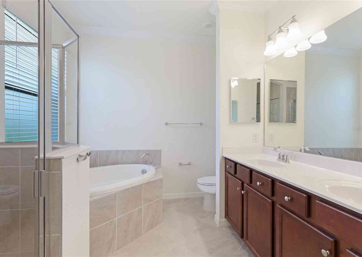 12440 Amica Loop, VENICE, Florida image 13