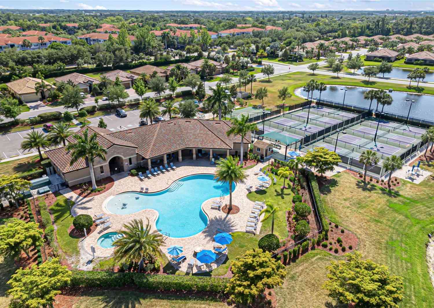6517 Willowshire Way, BRADENTON, Florida image 50