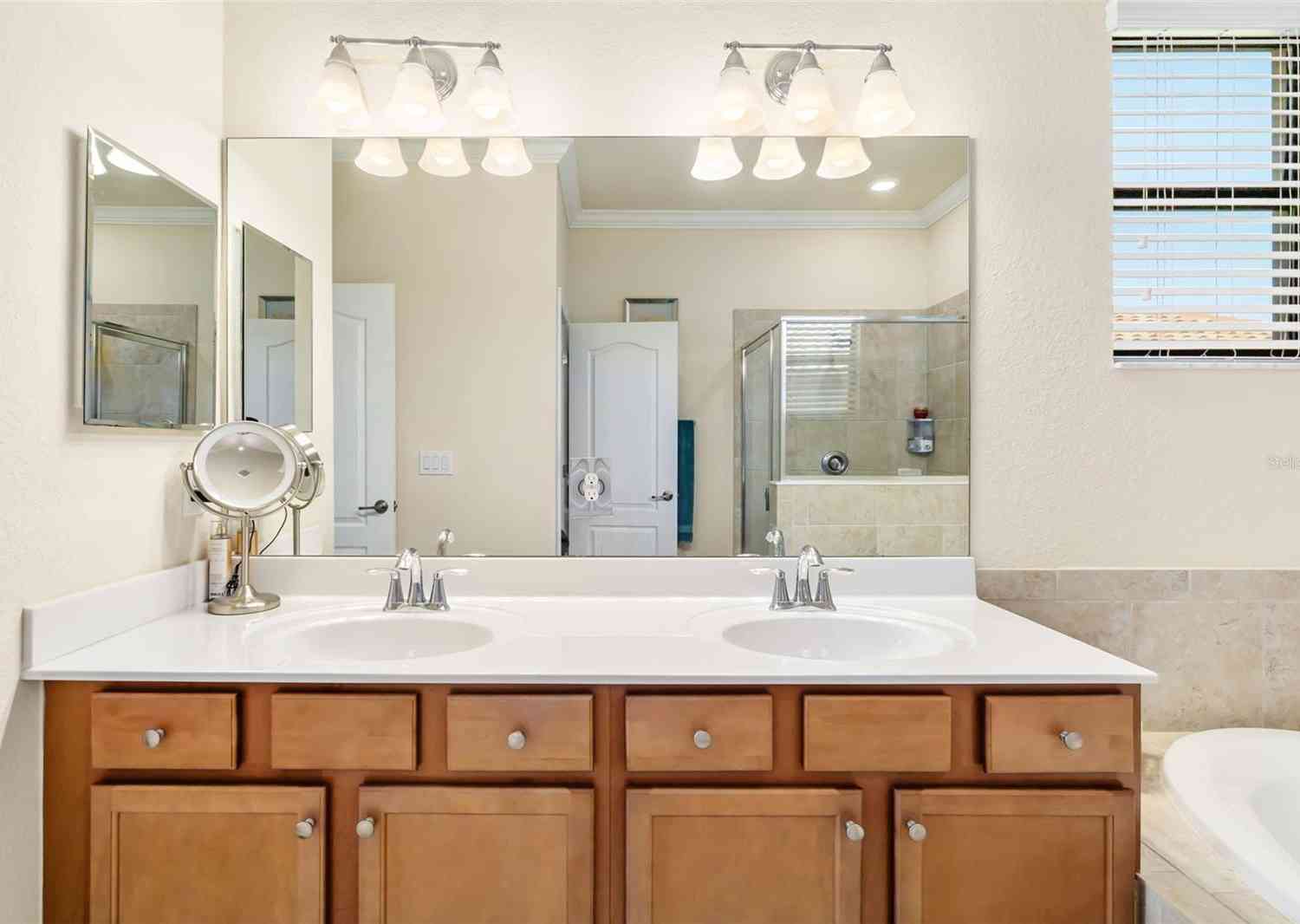 6517 Willowshire Way, BRADENTON, Florida image 20