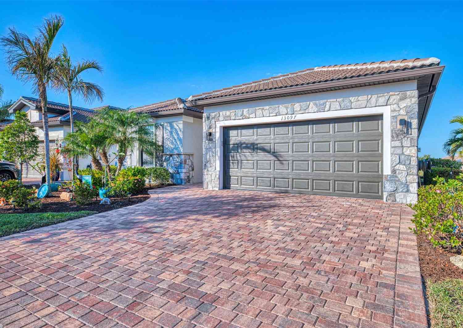 13097 Rinella Street, VENICE, Florida image 1