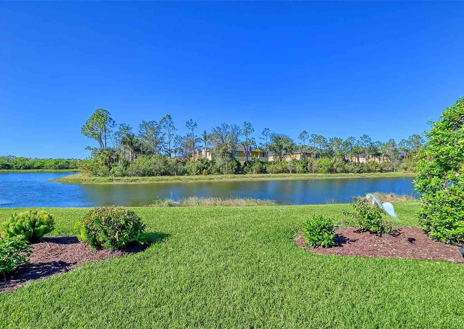 20833 Cattail Boulevard, VENICE, Florida image 5