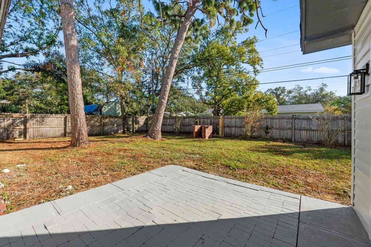 523 Deville Drive, LARGO, Florida image 35