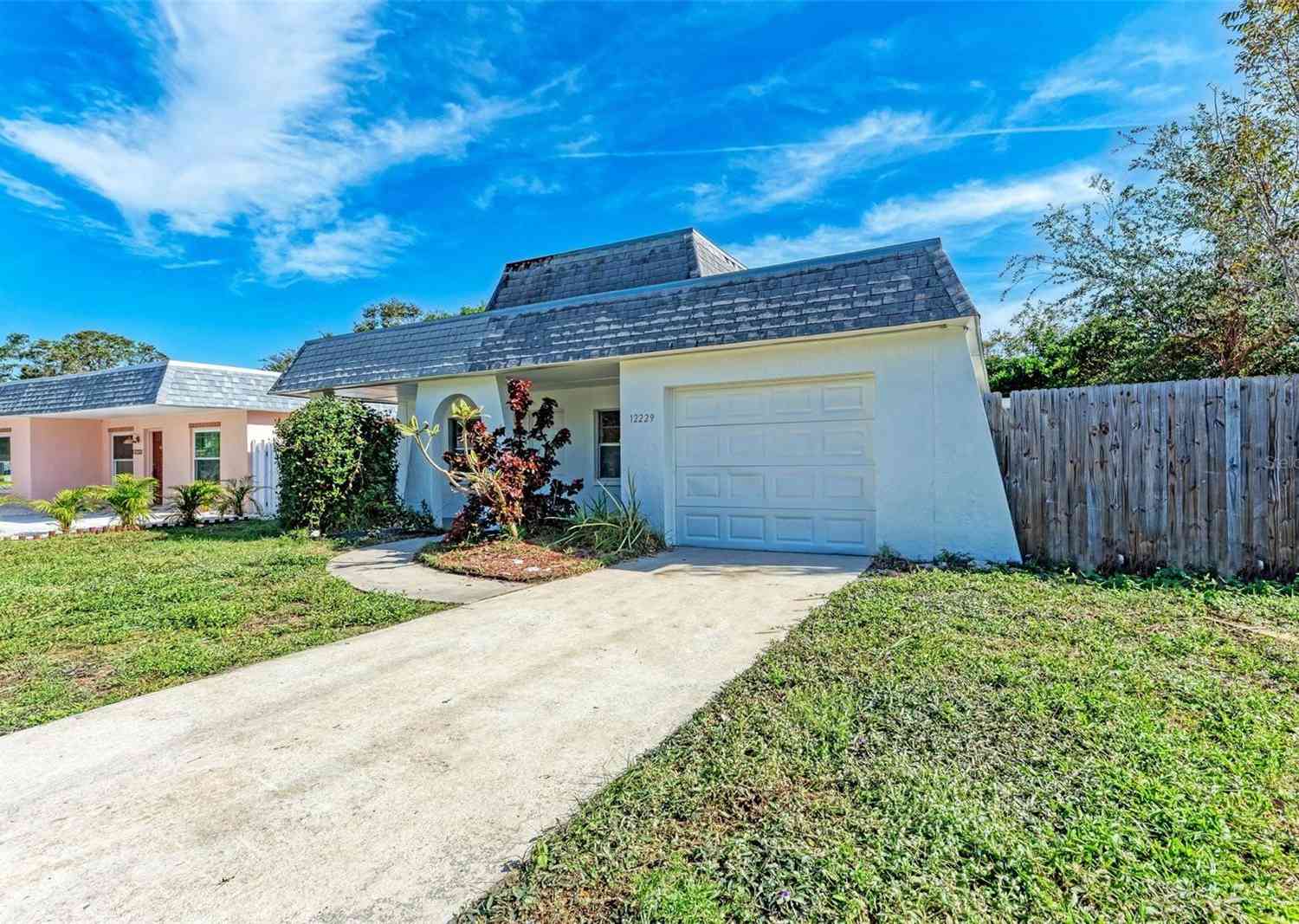 12229 Eldon Drive, LARGO, Florida image 3