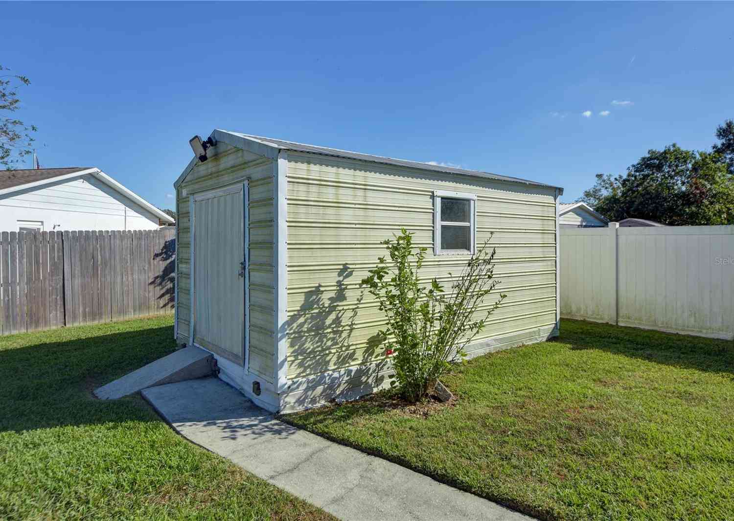 7236 Landover Drive, ZEPHYRHILLS, Florida image 34