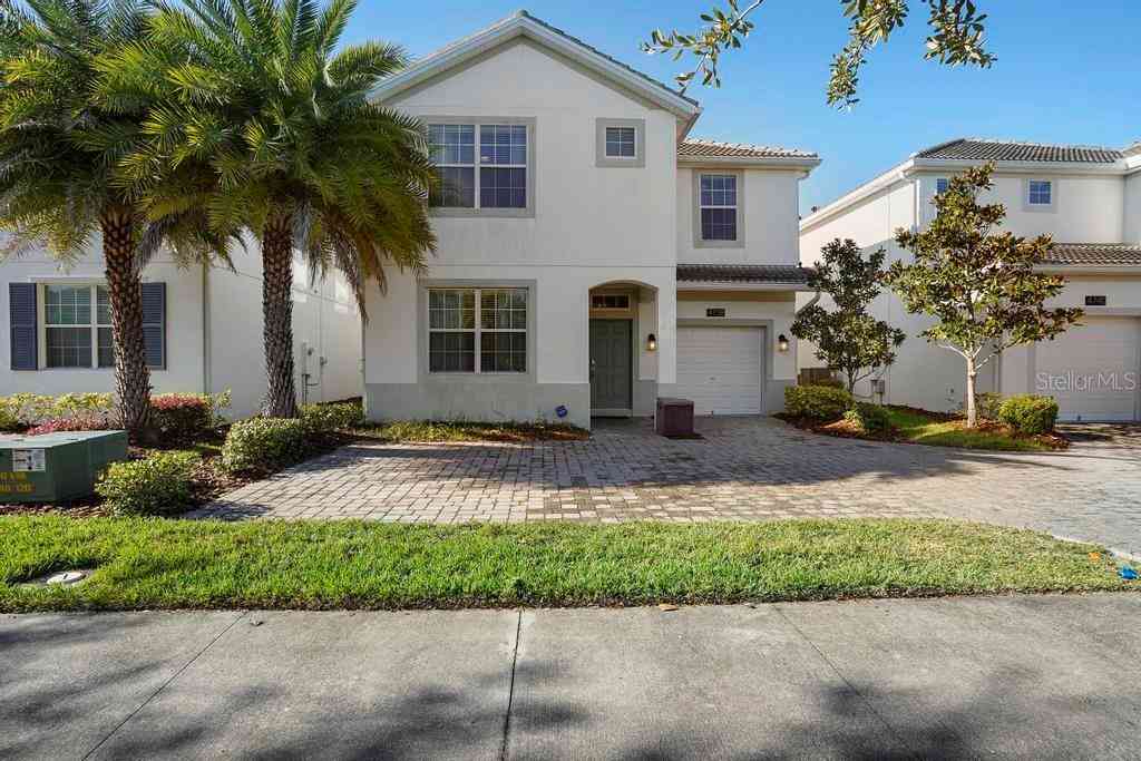 4738 Sleepy Hollow Drive, KISSIMMEE, Florida image 1