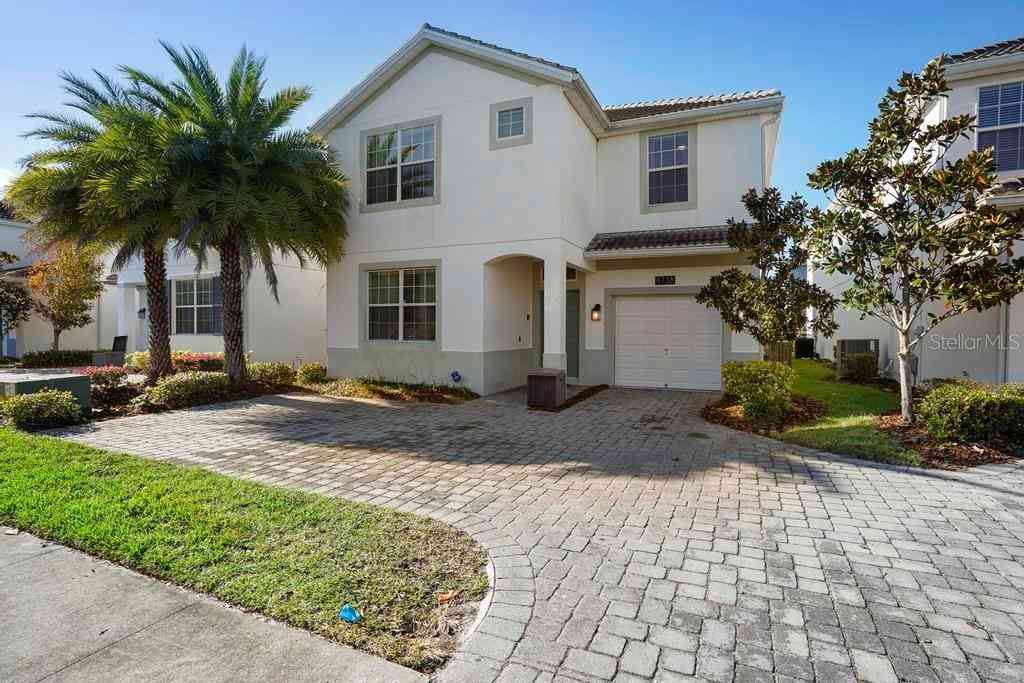 4738 Sleepy Hollow Drive, KISSIMMEE, Florida image 2