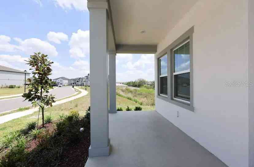 2228 Derwent Drive, DAVENPORT, Florida image 2