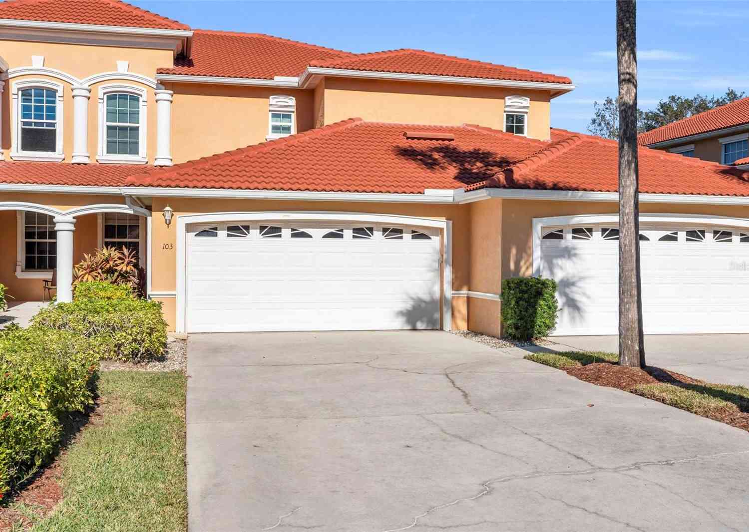 13861 Eagle Ridge Lakes Drive #103, FORT MYERS, Florida image 2