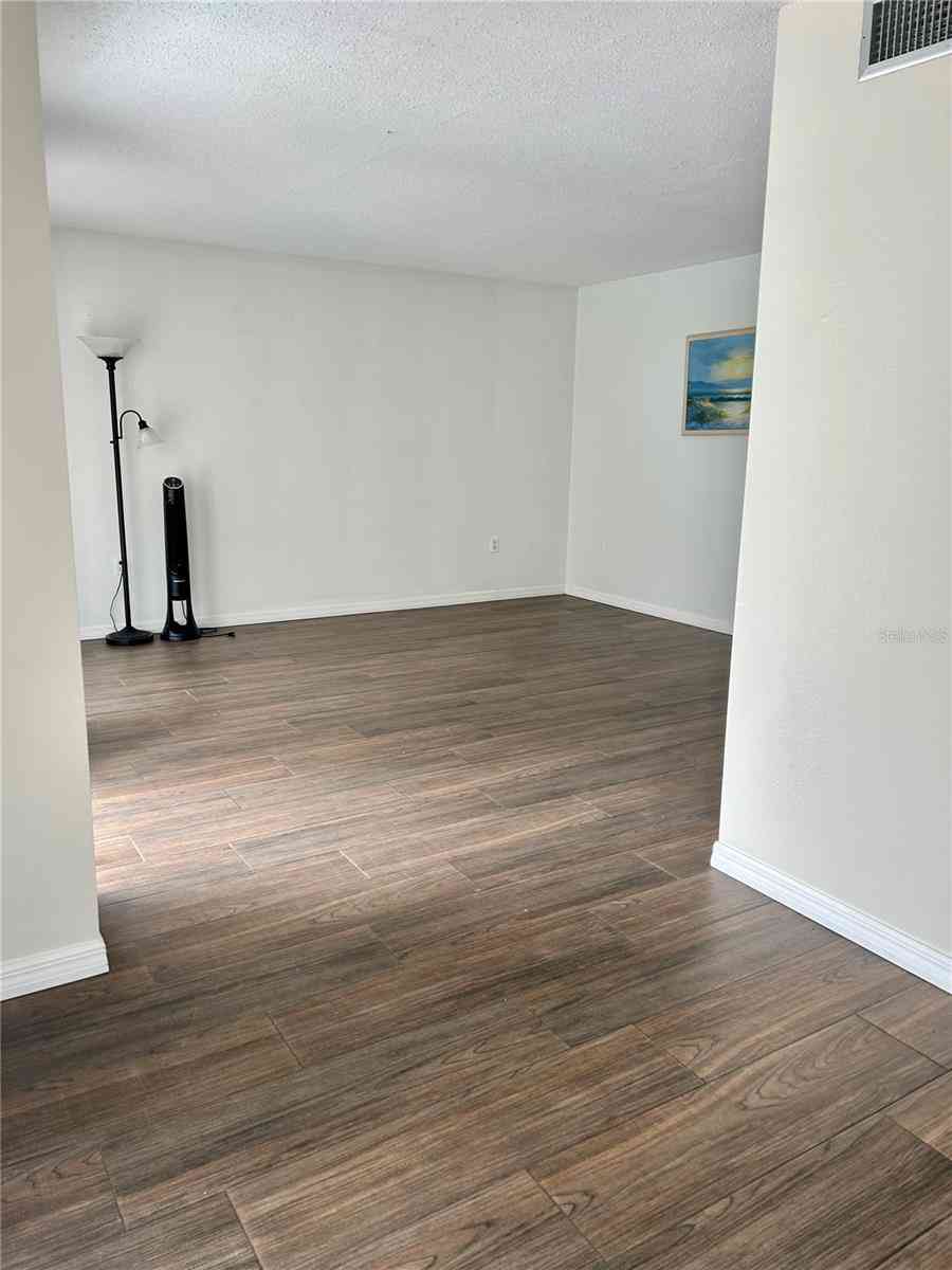 4035 S School Avenue #B2, SARASOTA, Florida image 9