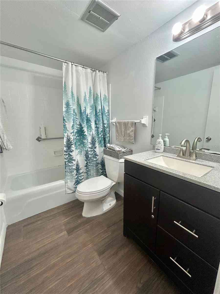 4035 S School Avenue #B2, SARASOTA, Florida image 12