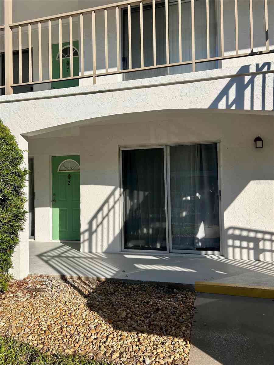 4035 S School Avenue #B2, SARASOTA, Florida image 2