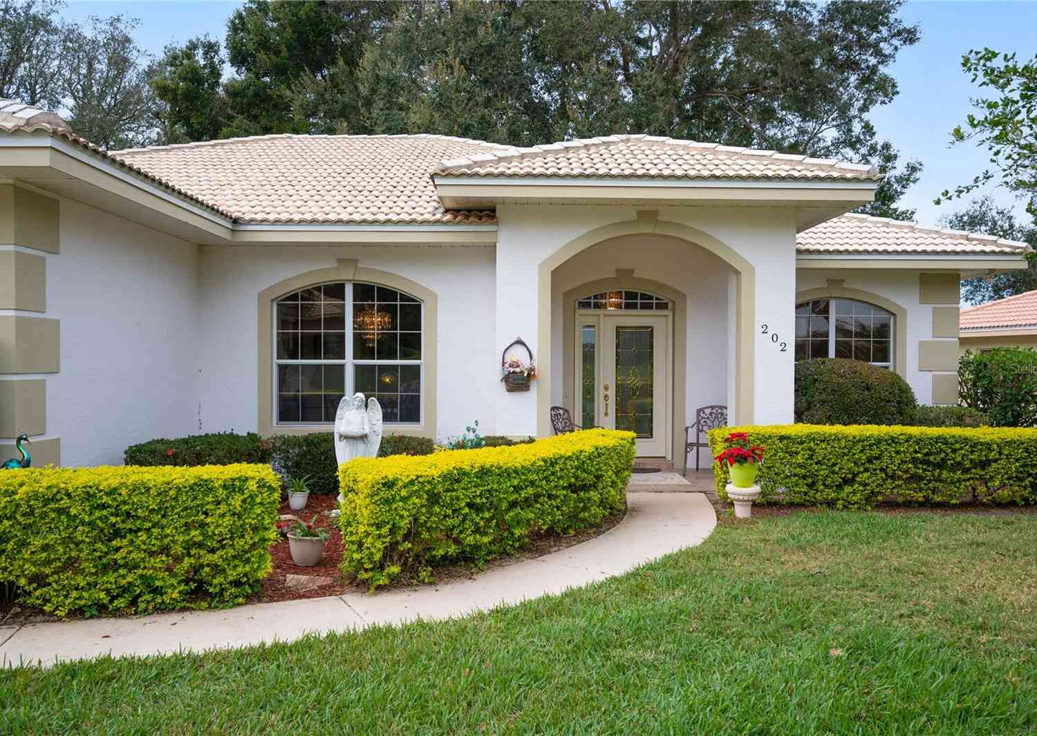 202 Golf Aire Boulevard, WINTER HAVEN, Florida image 6