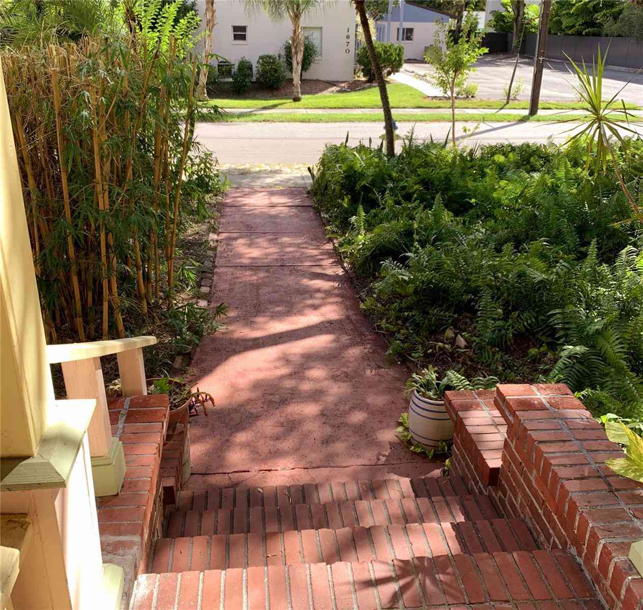 1667 Laurel Street, SARASOTA, Florida image 29