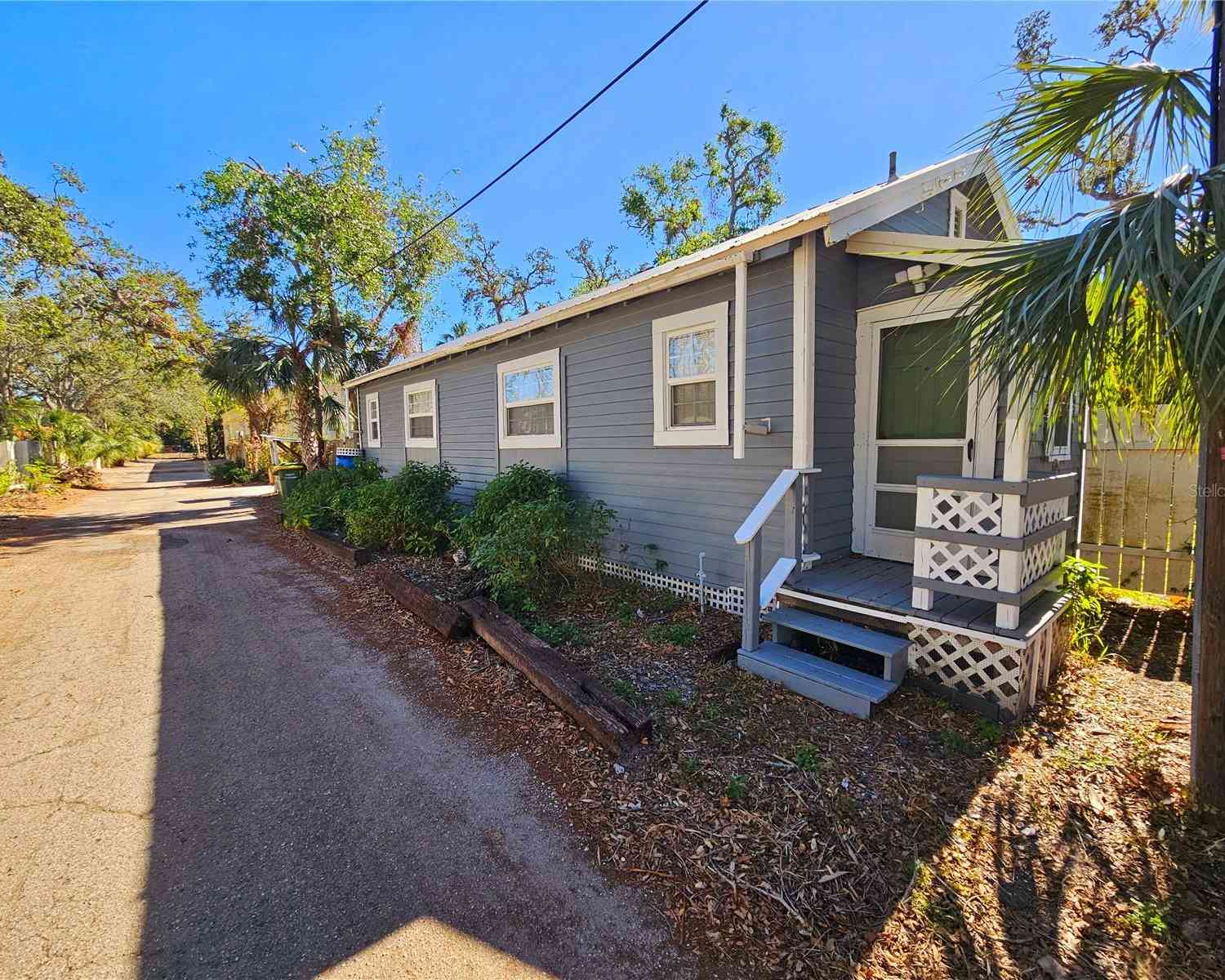 1667 Laurel Street, SARASOTA, Florida image 13