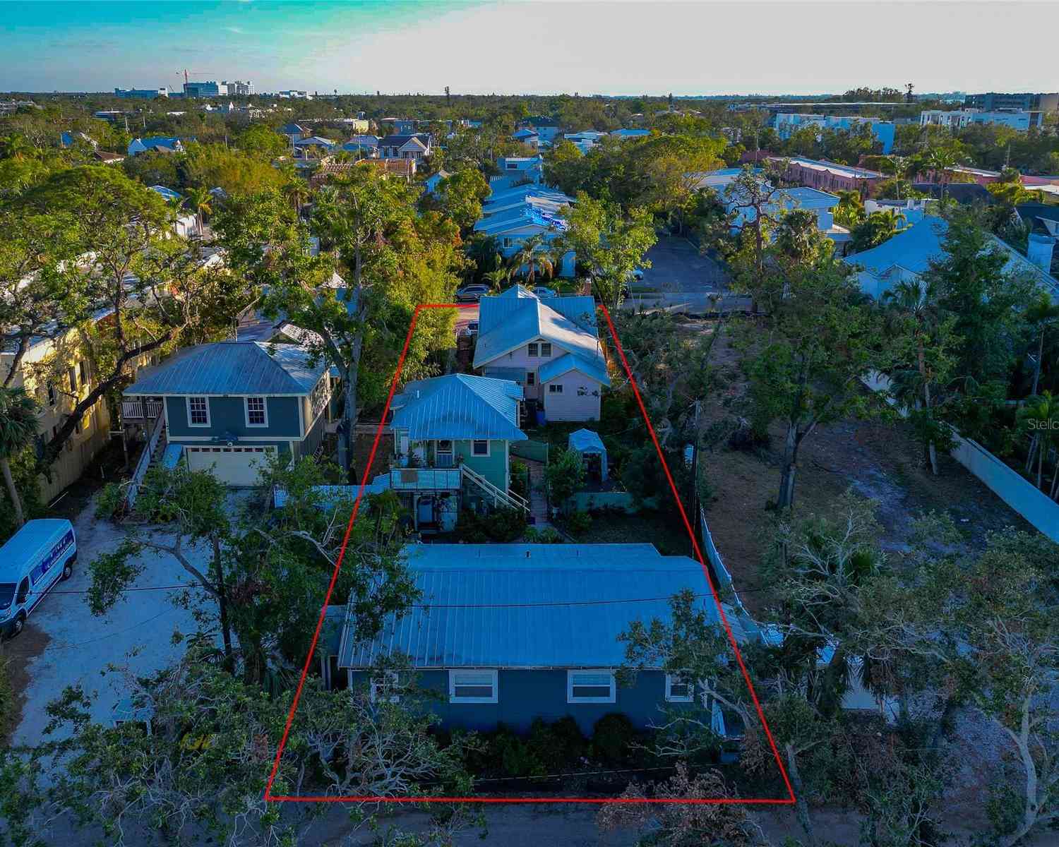 1667 Laurel Street, SARASOTA, Florida image 4