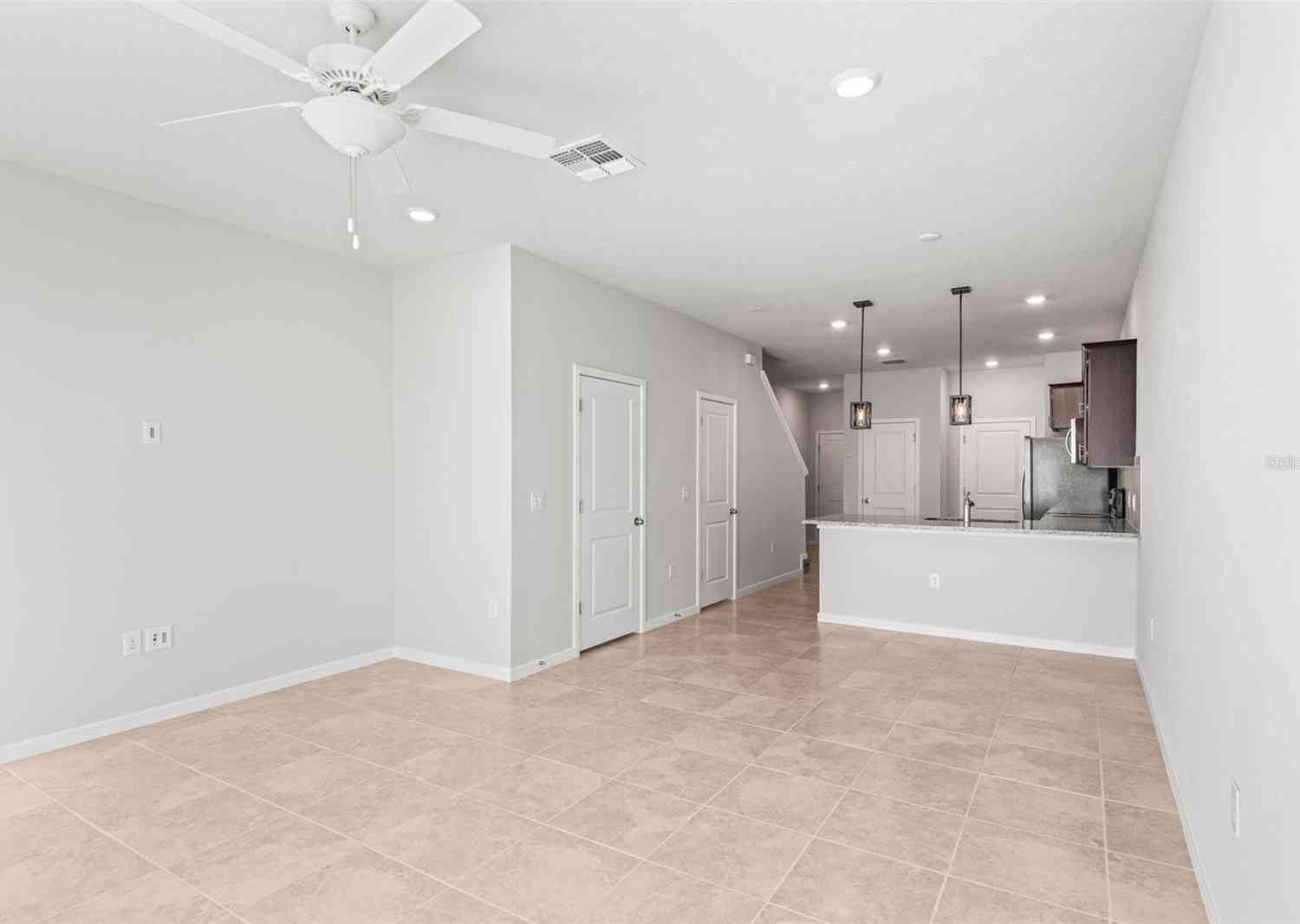 31386 Amberview Bend, Wesley Chapel, Florida image 11