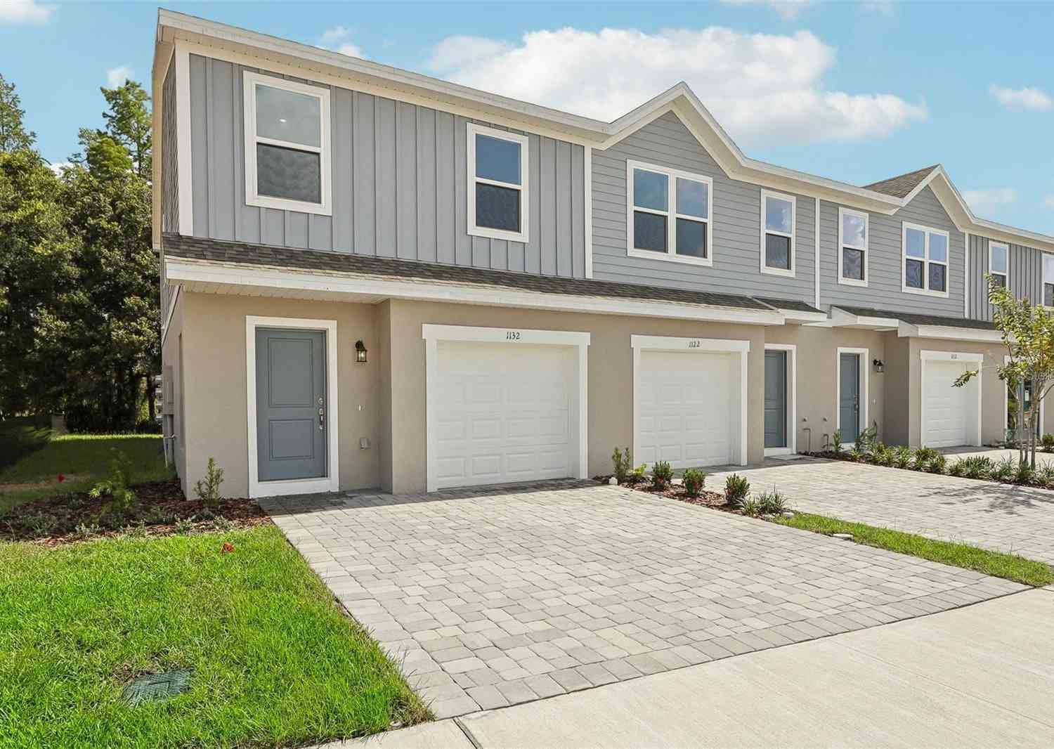 1428 Fan Palm Drive, DAVENPORT, Florida image 1