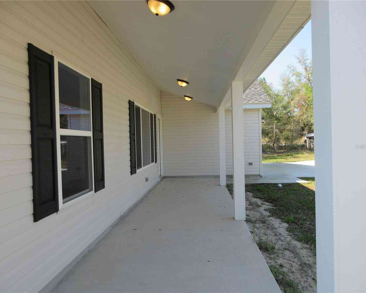 13024 NE 6 Place, SILVER SPRINGS, Florida image 3