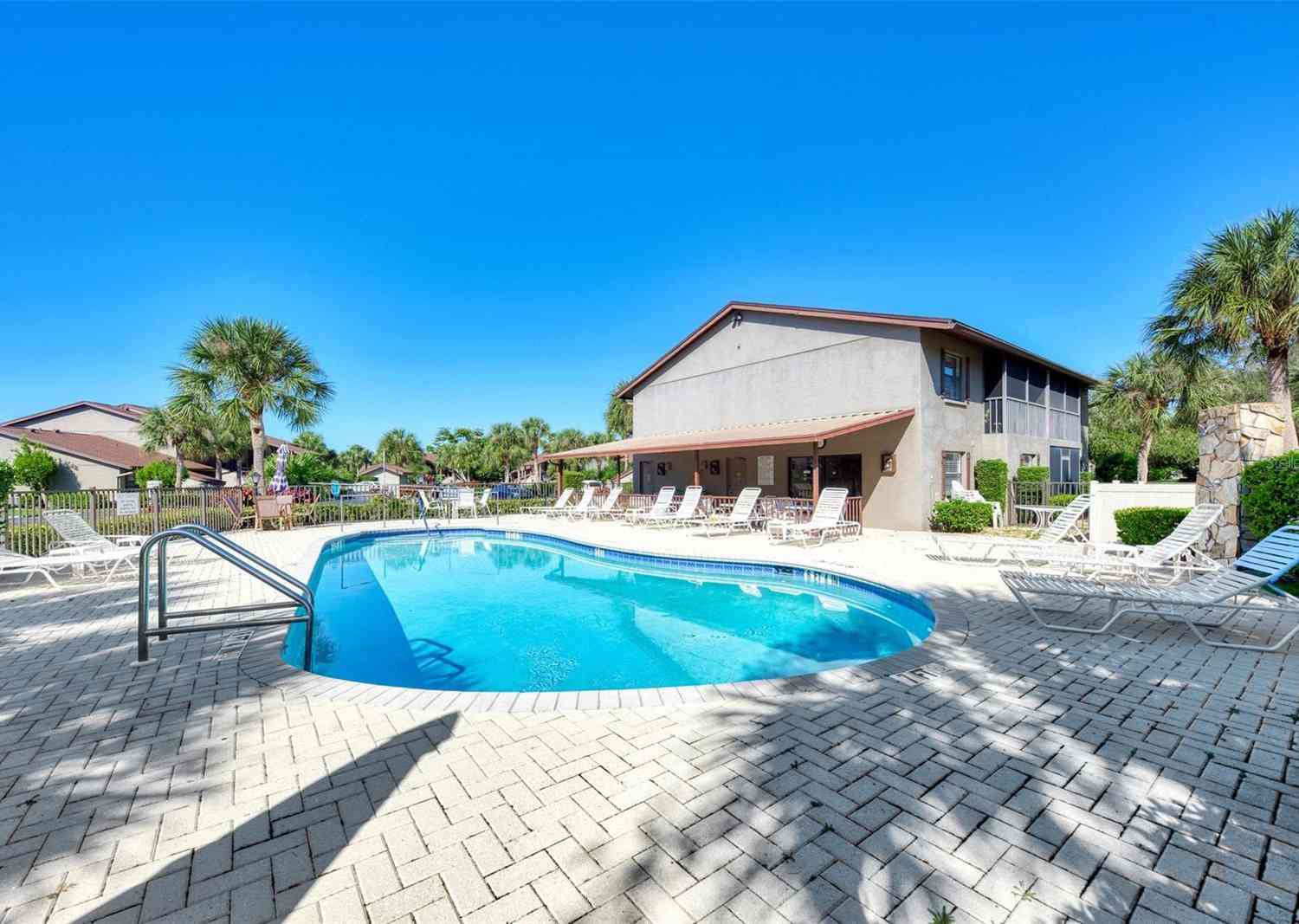 927 Capri Isles Boulevard #5, VENICE, Florida image 42