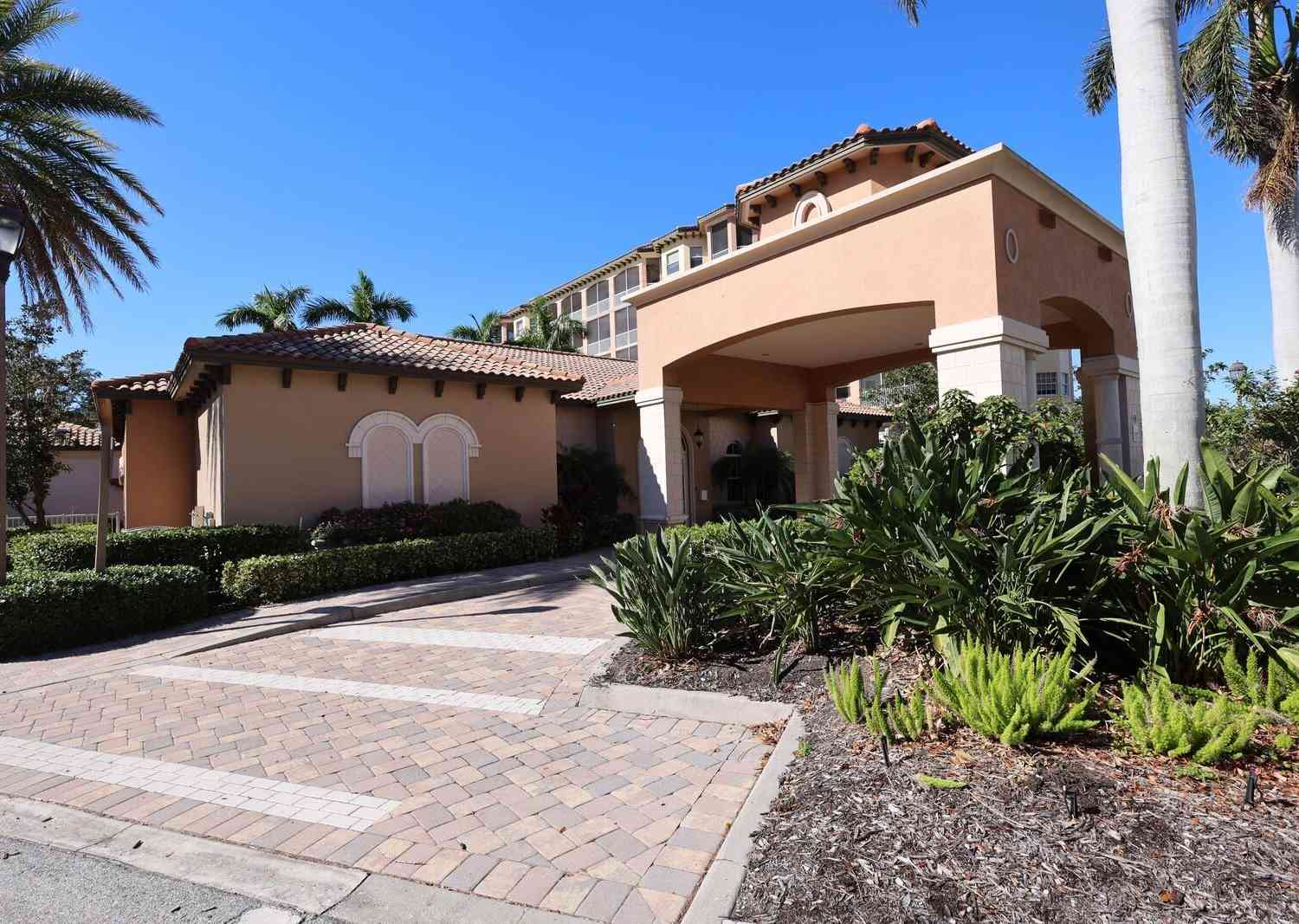 5591 Cannes Circle #501, SARASOTA, Florida image 41