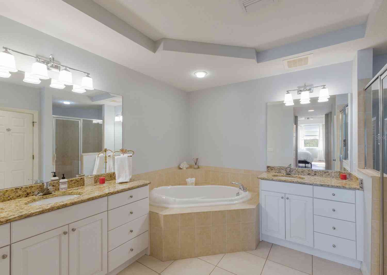 5591 Cannes Circle #501, SARASOTA, Florida image 25