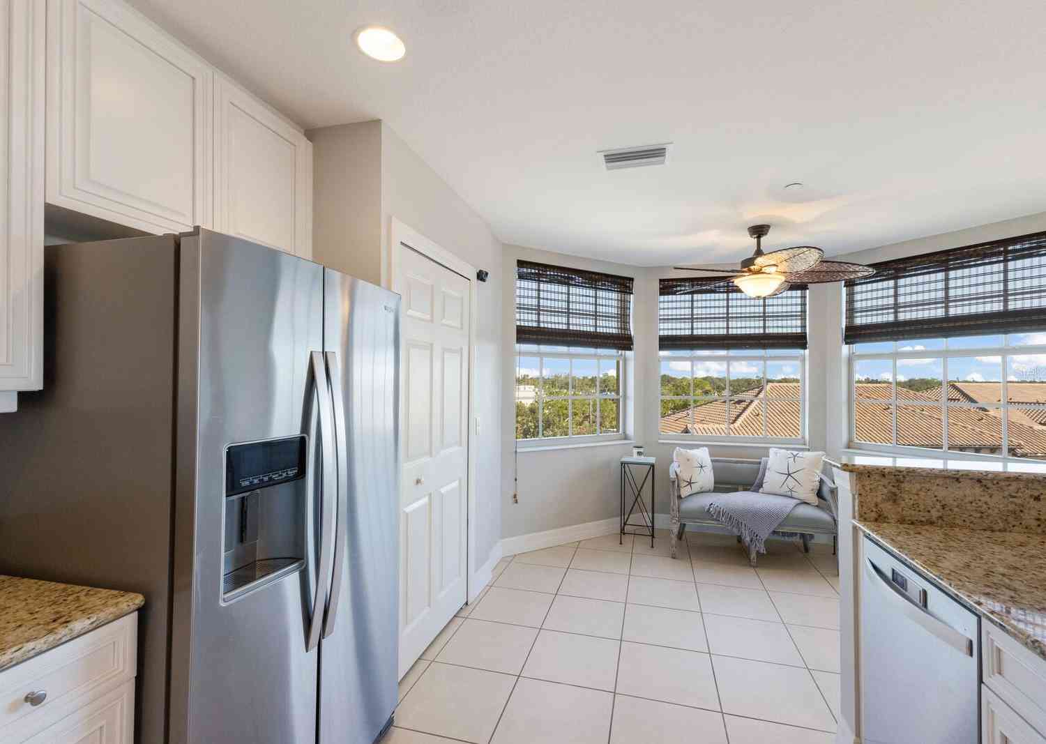 5591 Cannes Circle #501, SARASOTA, Florida image 15