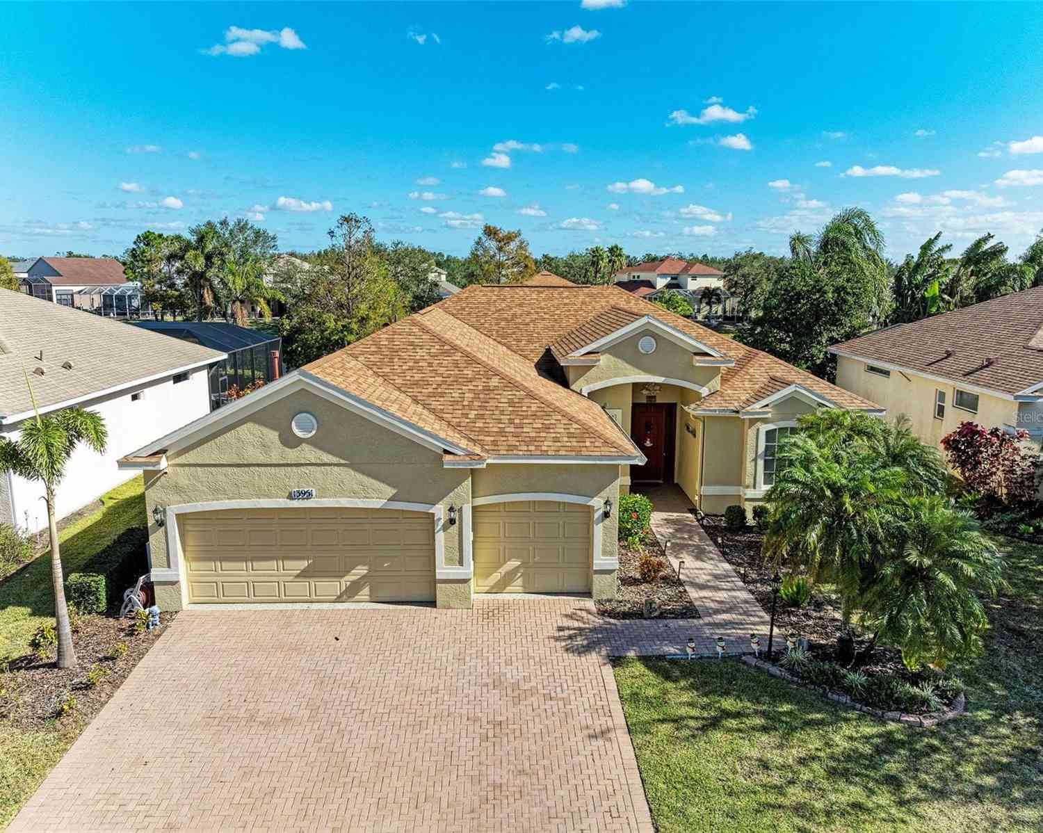 13951 Wood Duck Circle, LAKEWOOD RANCH, Florida image 1