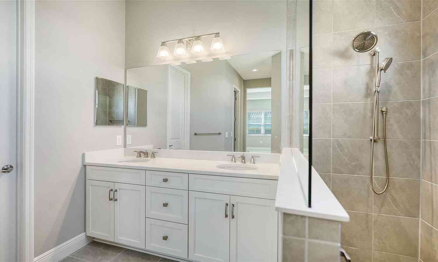 10300 Lake George Avenue, SARASOTA, Florida image 25