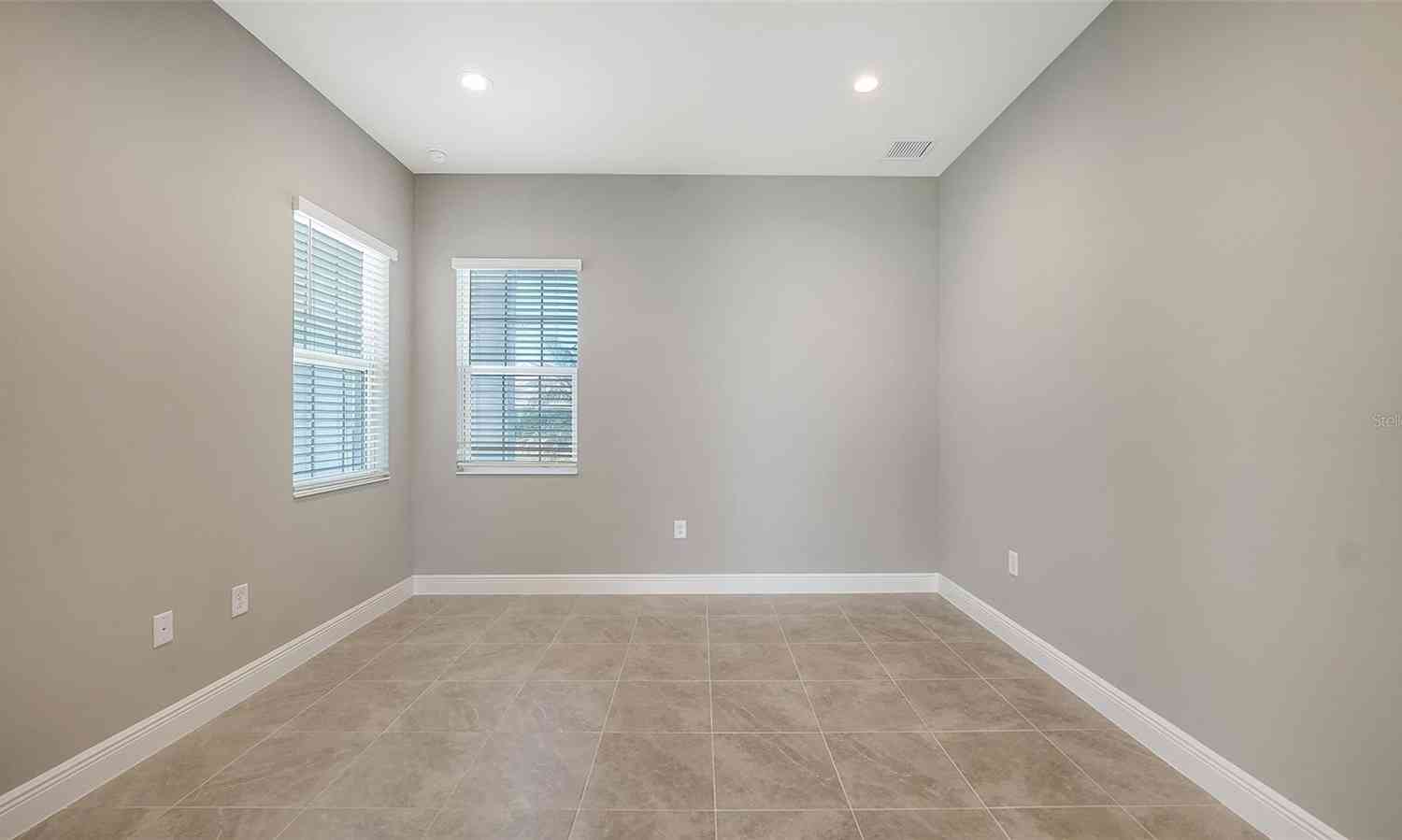 10300 Lake George Avenue, SARASOTA, Florida image 20