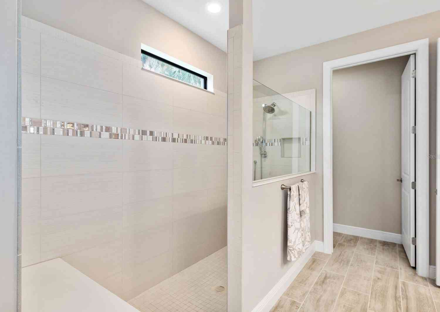 5610 Rain Lily Court, SARASOTA, Florida image 22
