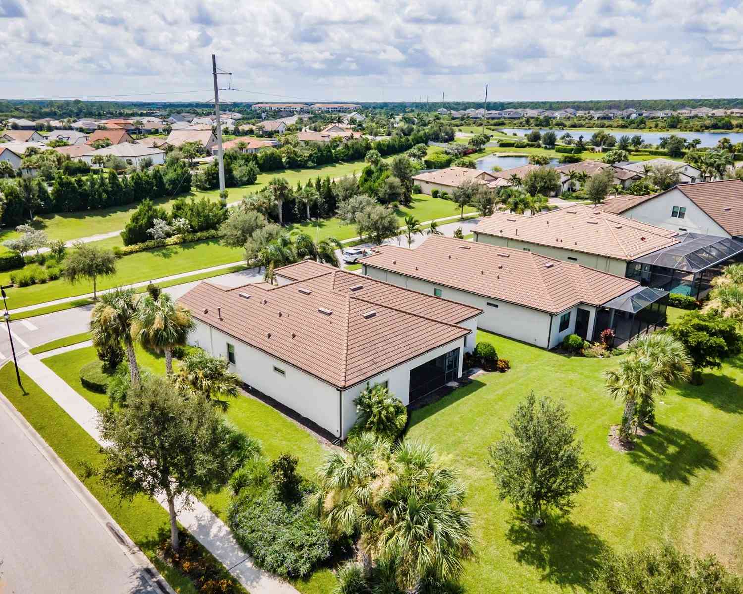 5610 Rain Lily Court, SARASOTA, Florida image 3