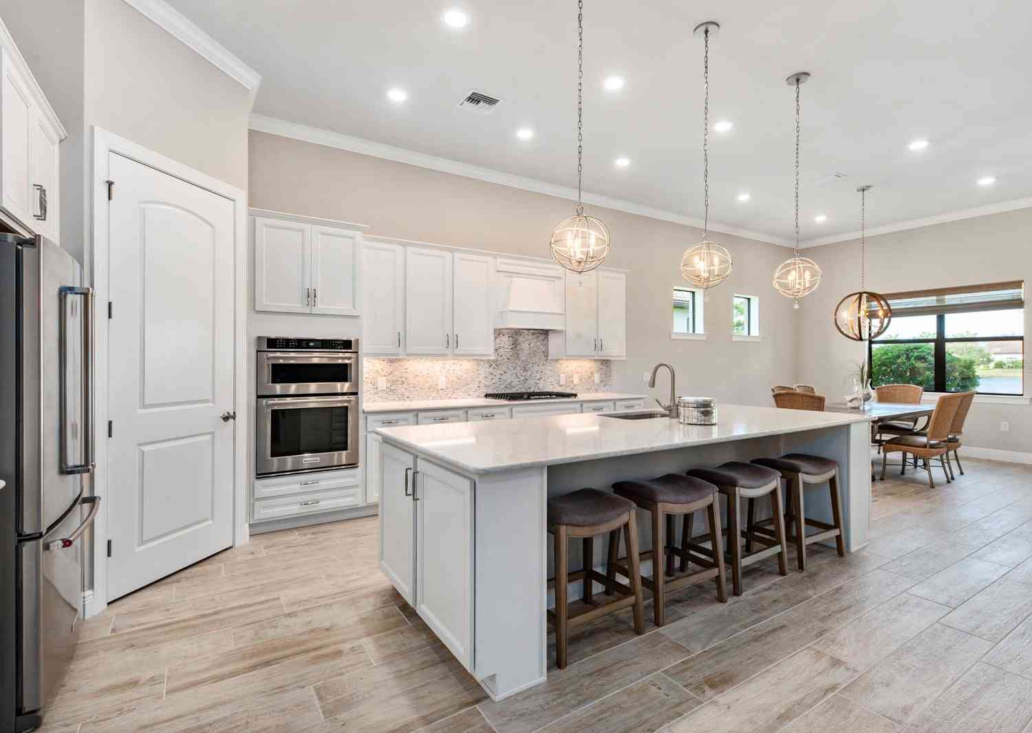 5610 Rain Lily Court, SARASOTA, Florida image 13