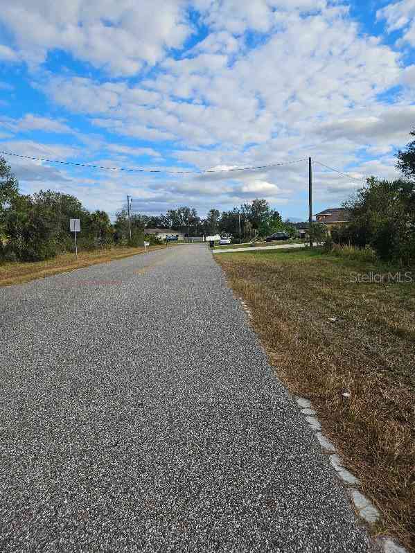 Skyview Drive, NORTH PORT, Florida image 6